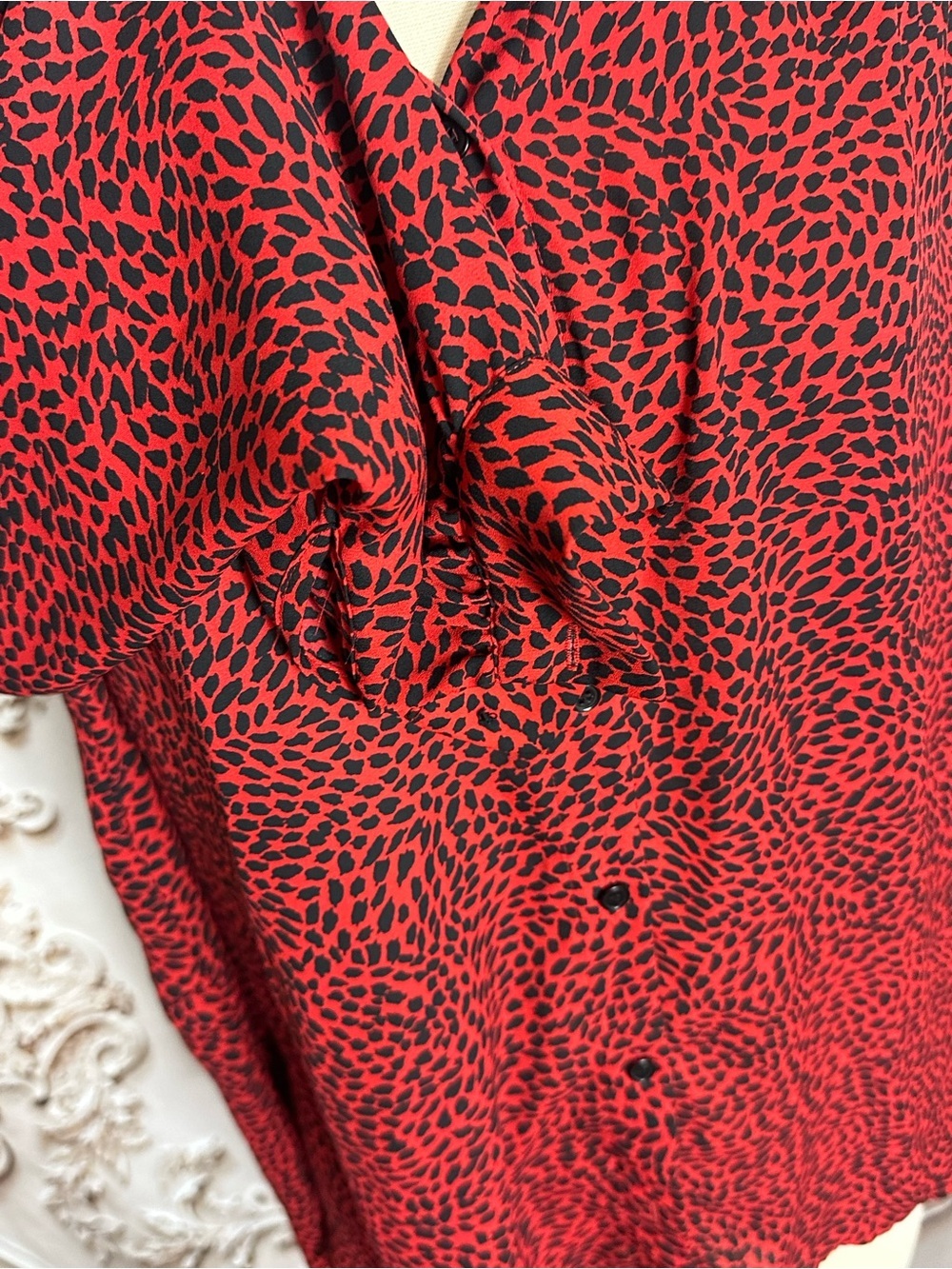 H&M Red and Black Printed Button-Down Shirt - Picture 3 of 7